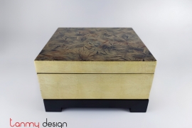 Gold square lacquer box with flower included with stand 25 cm